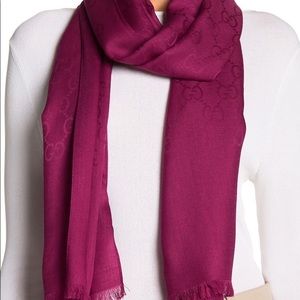 Luxury Designer Gucci Scarf. Some minor pilling. Great condition